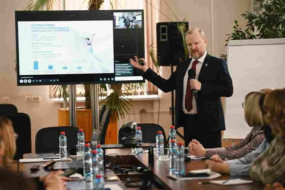 Оценку завершенных проектов, поддержанных ПФКИ, обсудили в Красноярске